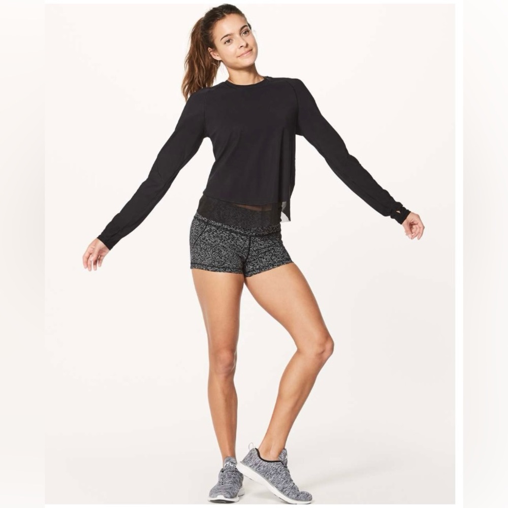 Lululemon quick pace long sleeve shirt size 8 black
